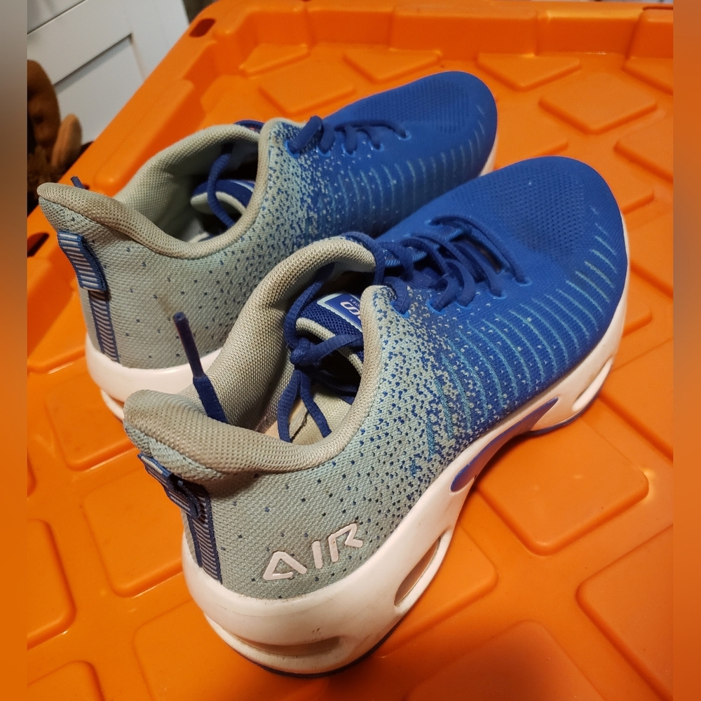 🔥 Unisex AIR Running Shoes - Used, Good Condition - Picture 4 of 5